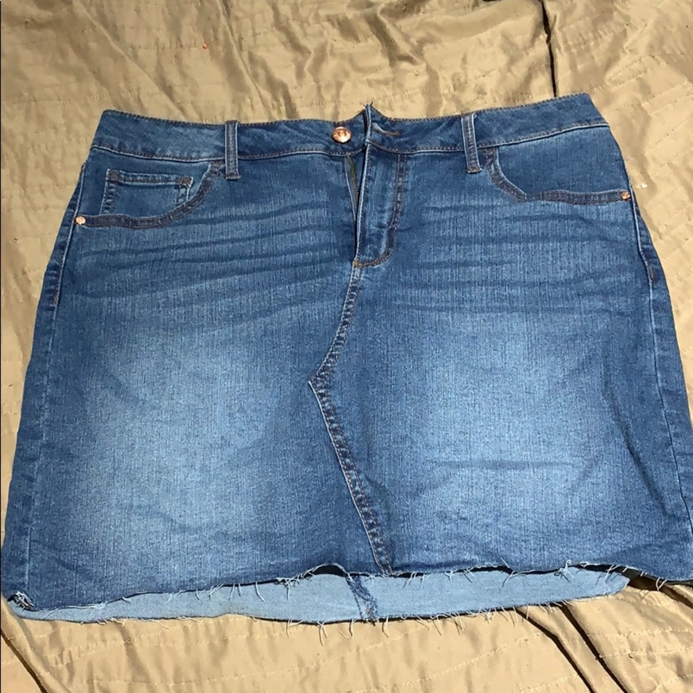 Brand new celebrity pink Jean skirt